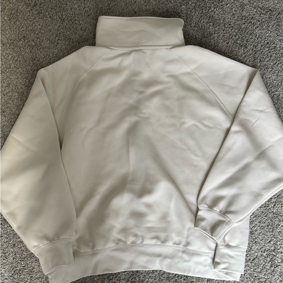 Nike Tech 1/4 Zip Pullover - Picture 4 of 4